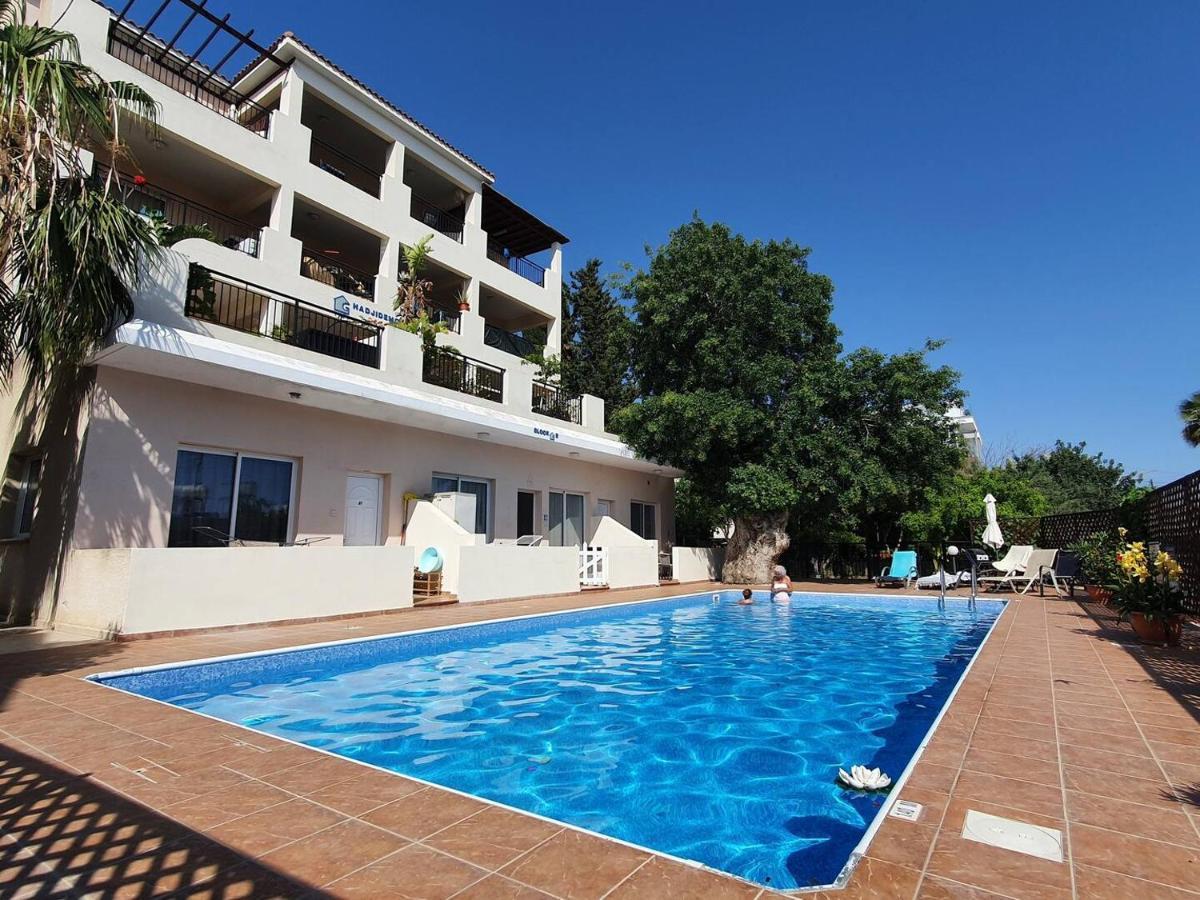 Peaceful Apartment With Double Bed - Oak Breeze Paphos Eksteriør bilde