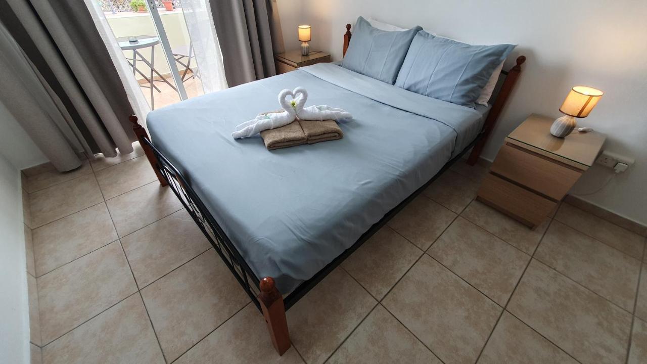 Peaceful Apartment With Double Bed - Oak Breeze Paphos Eksteriør bilde