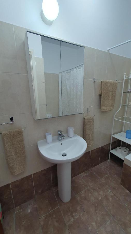 Peaceful Apartment With Double Bed - Oak Breeze Paphos Eksteriør bilde