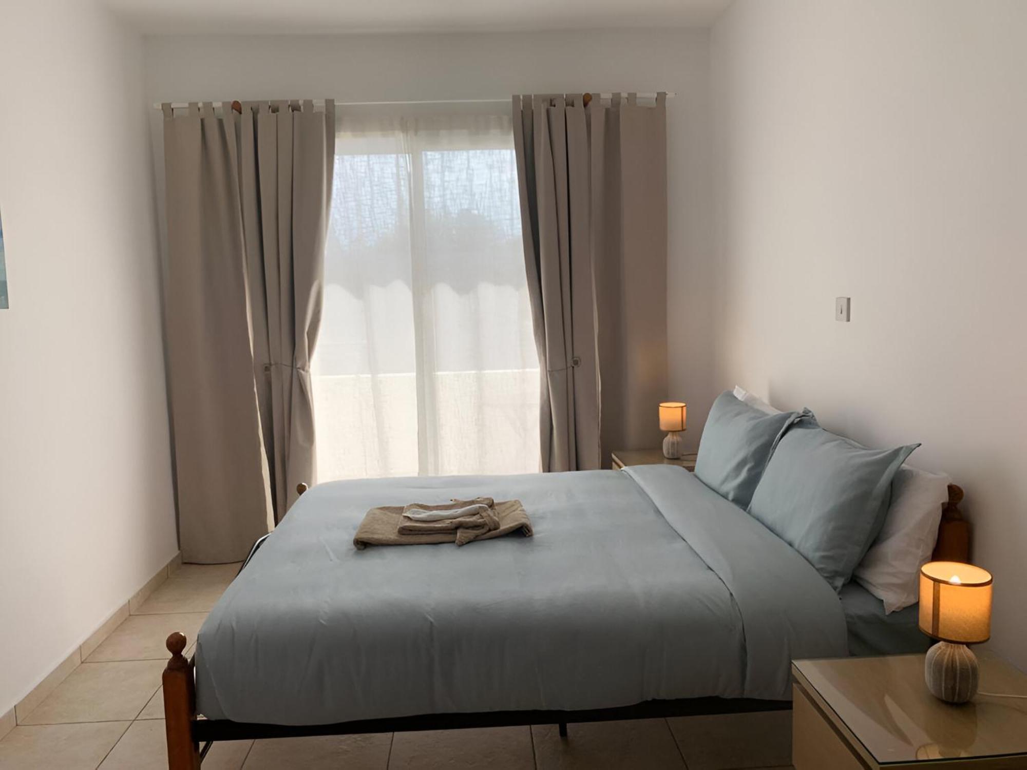 Peaceful Apartment With Double Bed - Oak Breeze Paphos Eksteriør bilde