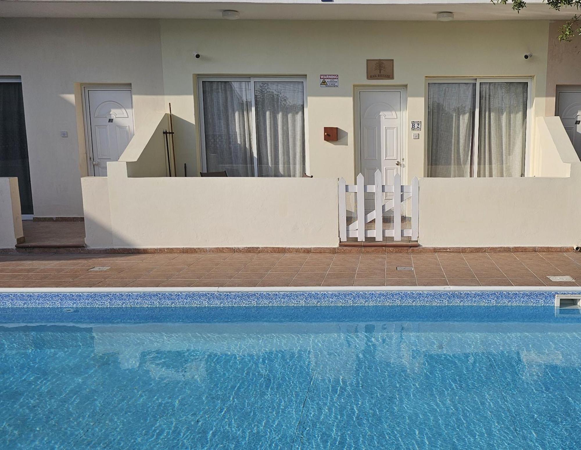 Peaceful Apartment With Double Bed - Oak Breeze Paphos Eksteriør bilde