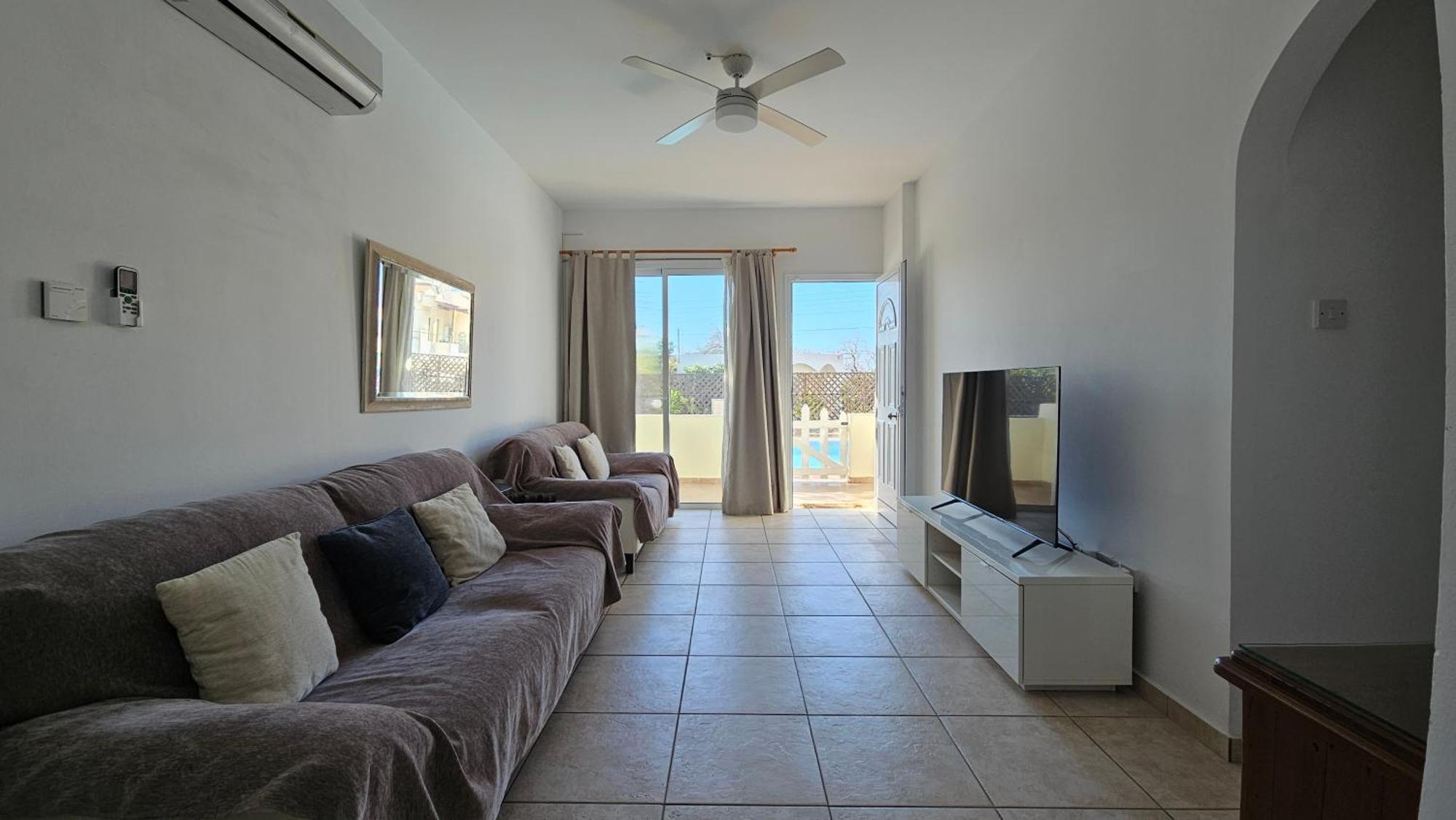 Peaceful Apartment With Double Bed - Oak Breeze Paphos Eksteriør bilde